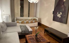 Bel Appartement City Center